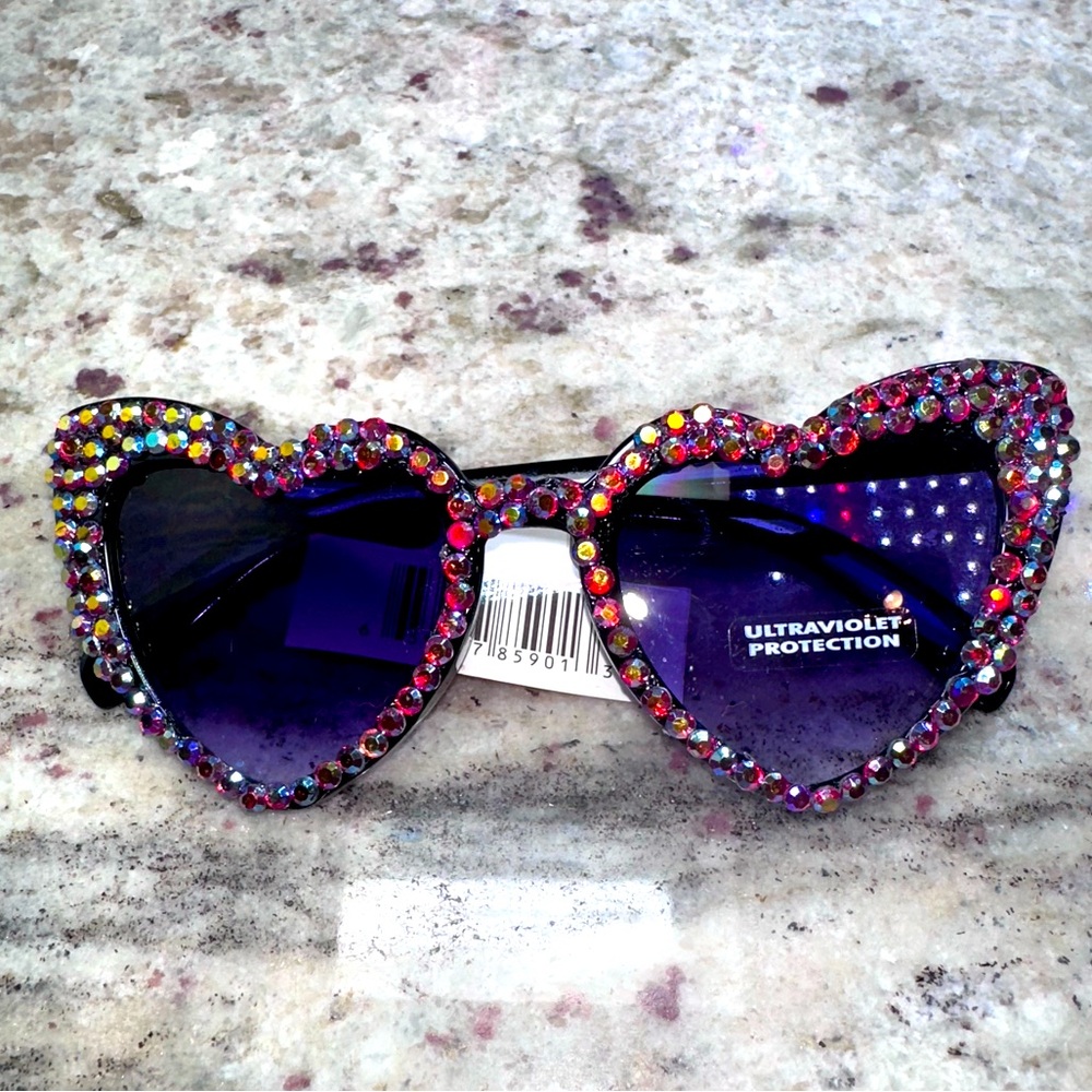 Red black cat eye hand jeweled sunglasses heart shaped sunnies festival crystals